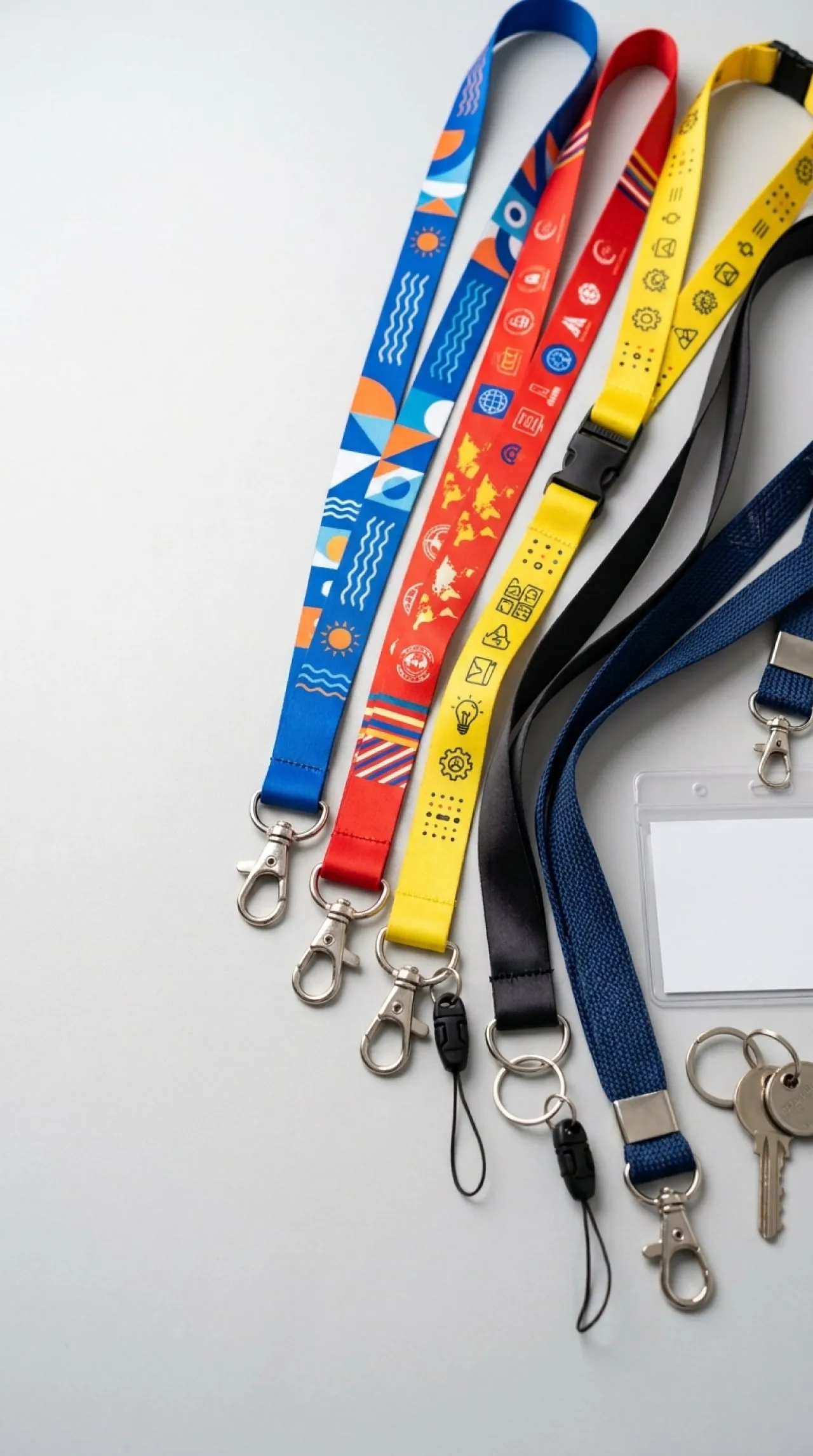 Lanyard: Pengertian, Jenis Bahan, Teknik Cetak, dan Tips Memilihnya